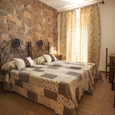 Casa Rural Cinco Balcones Guest House Aracena Room photo